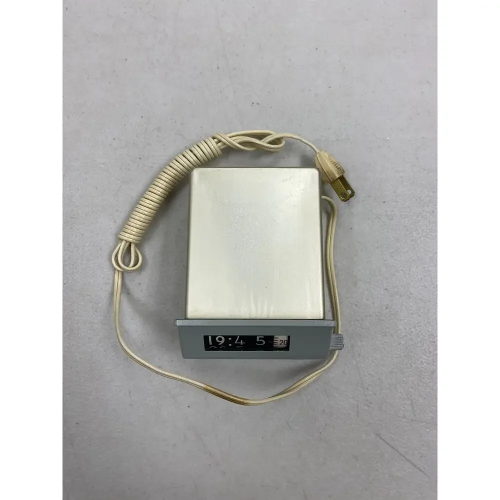 VINTAGE Haydon Switch and Instrument HSI Digital Flip Clock
